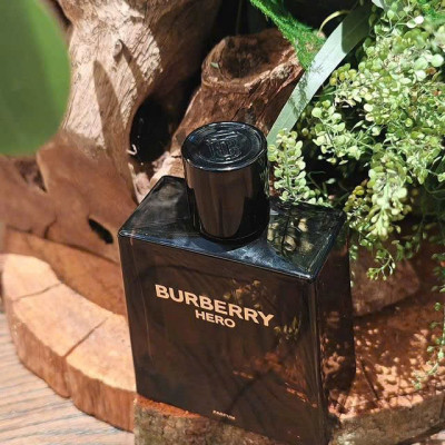 Nước Hoa Nam Burberry Hero Parfum