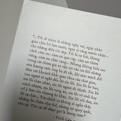 TUYỂN TẬP VIỆT LINH - KẺO TRO BAY MẤT – Việt Linh – NXB Trẻ