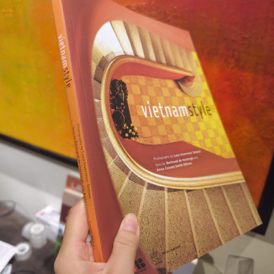 Sách - Vietnam Style by Luca Invernizzi Tettoni - With over 220 striking photographs and insightful commentary