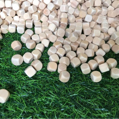 Hạt gỗ vuông 1 x 1cm xúc cát khu vui chơi cho bé, Loại 1 Bo Mịn chắc đẹp gỗ sồi