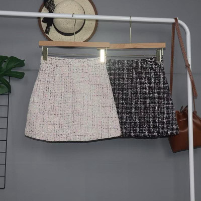 Chân váy chữ A dáng ngắn lấp lánh thời trang