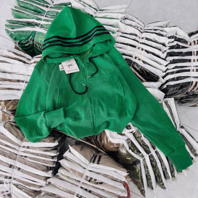 [LZ] Áo khoác nhung tăm xỏ ngón ( kèm túi trong) phối viền nón dễ thương hàng đẹp-A2196