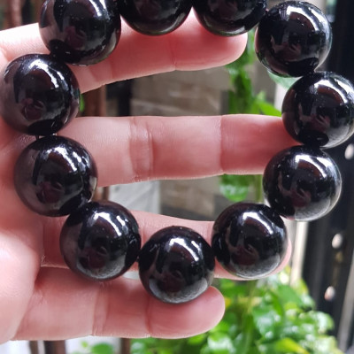 Vòng Tay May Mắn Nam Đá Mã Não Đen Đậm Đẹp size lớn 20mm Vòng chuẩn hợp các Anh mạng Thuỷ , mệnh Mộc ạ