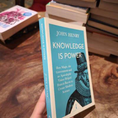 Sách - Knowledge is Power (Icon Science) by John Henry - Science /History/ Nonfiction in English