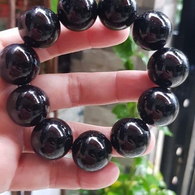 Vòng Tay May Mắn Nam Đá Mã Não Đen Đậm Đẹp size lớn 20mm Vòng chuẩn hợp các Anh mạng Thuỷ , mệnh Mộc ạ
