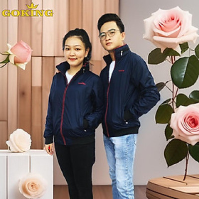 Áo khoác gió cách nhiệt GOKING có mũ, form unisex cho nam nữ. Ngoài vải dù, trong lót vải cào cách nhiệt. 3 túi to rộng.