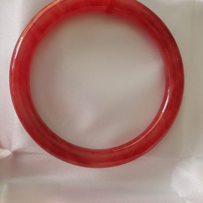 Vòng Cẩm Thạch Đỏ Bông 59mm x cọng 8mm màu đỏ bông tươi sáng bóng thiệt đẹp là màu chiến thắng chuẩn hợp nữ mạng hỏa mạng thổ 57kg - 70kg đeo đẹp tay may mắn tốt sức khỏe công việc rực rỡ tài lộc ạ