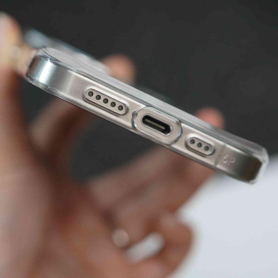 Ốp lưng chống sốc trong suốt chống ố vàng cho iPhone 12, 13 ,14 ,15 Pro Max hiệu Likgus CANDY, Nút bấm kim loại, viền bảo vệ camera - Hàng nhập khẩu