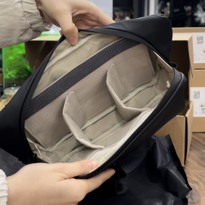 Túi máy ảnh PGYTECH OneGo Solo (Obsidian Black) - 3L (Hàng chính hãng)