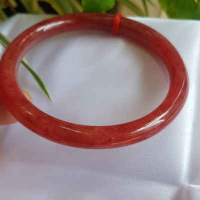 Vòng Cẩm Thạch Đỏ đẹp 58mm x chột 7mm màu đỏ đậm bóng là màu chiến thắng chuẩn hợp nữ mạng hỏa mạng thổ 55kg - 68kg đeo đẹp tay may mắn tốt sức khỏe công việc rực rỡ tài lộc ạ