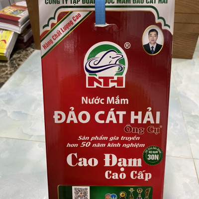 Nước mắm Cá Thu Cao Đạm cao cấp 30 độ, dung tích 650ml