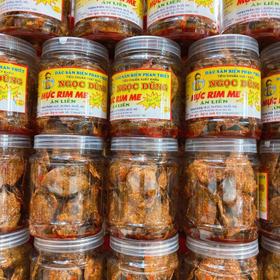 Đặc sản Phan Thiết - Mực Rim Me Đã Chế Biến Ăn Liền Gói 100 Gram Là Món Ăn Ngon Ơi Là Ngon. Hạn Sử Dụng 6 Tháng Kể Từ Ngày Đặt Hàng - OCOP 4 Sao