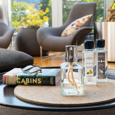 Maison Berger - Bộ đèn xông tinh dầu Essential Square - 2 món - 380ml