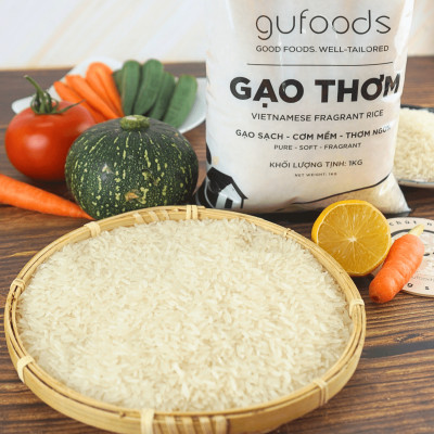 Gạo thơm GUfoods (1kg) - Cơm mềm dẻo, Thơm tự nhiên, Hạt dài, Nguyên liệu vựa lúa Đồng bằng Sông Cửu Long